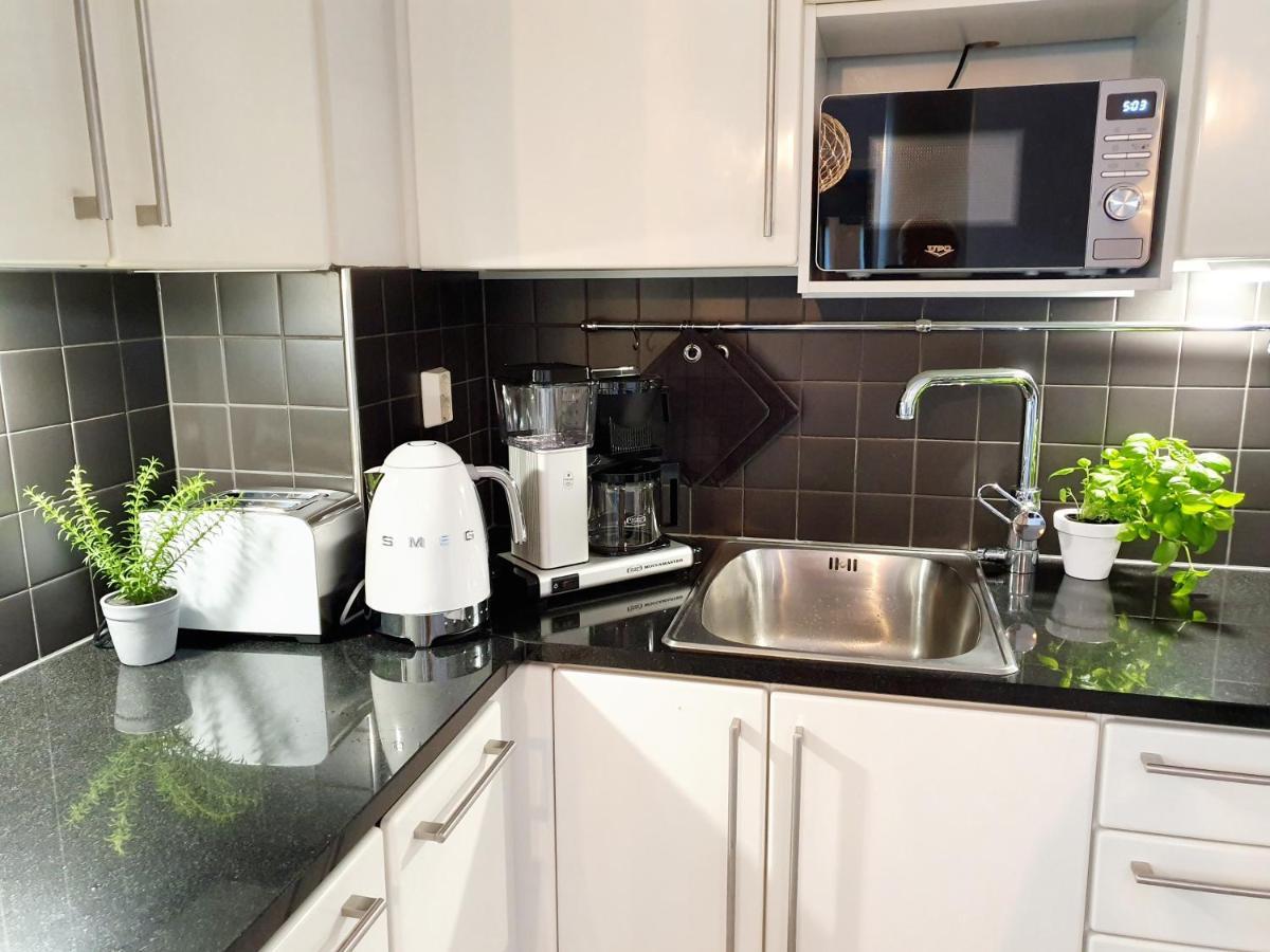 2Ndhomes Unique And Luxury Kamppi Center Apartment With Sauna And Big Terrace هلسنكي المظهر الخارجي الصورة